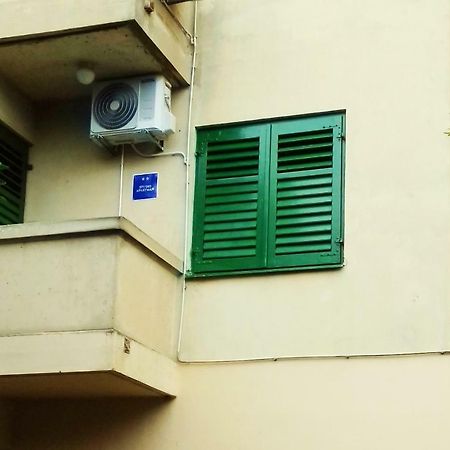 Appartamento As Apartman Rovigno Esterno foto