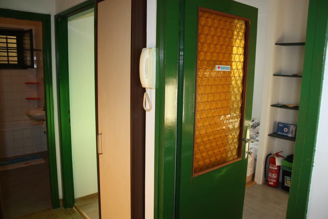 Appartamento As Apartman Rovigno Esterno foto