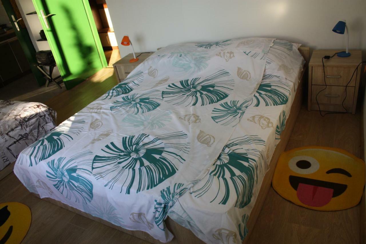 Appartamento As Apartman Rovigno Esterno foto